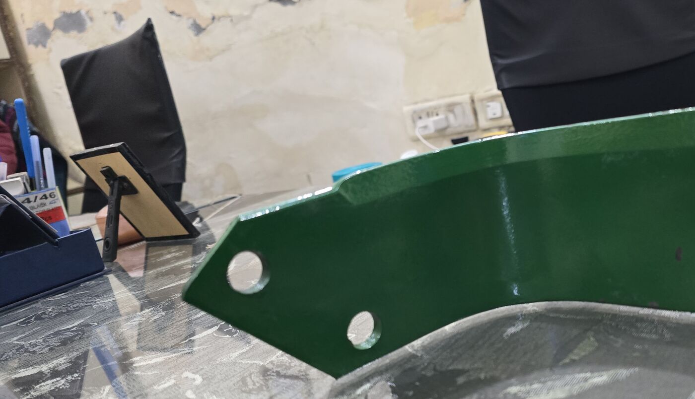 OSCAR forged blade on anvil